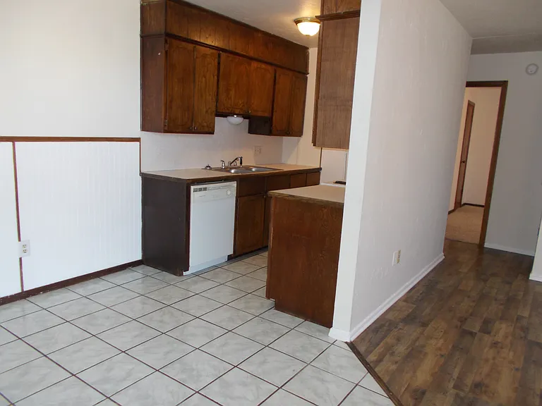 Cross Timbers Apartments — Photo 12