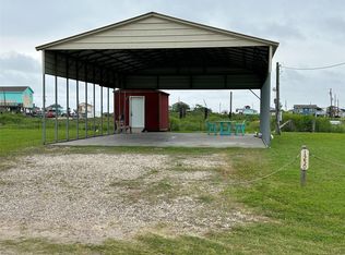 1250 Diamond Rd, Crystal Beach, TX 77650