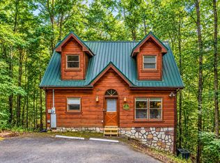 1420 Silver Poplar Ln, Sevierville, TN 37876