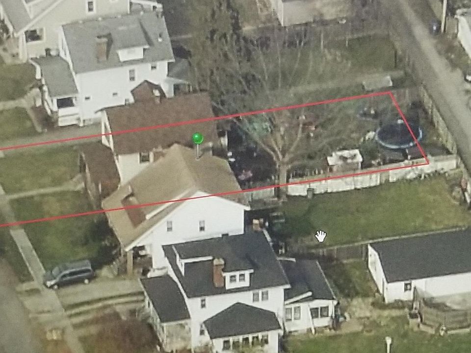 2nd image of 104 N Powell Ave