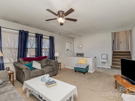 5th image of 114 Forest Dr