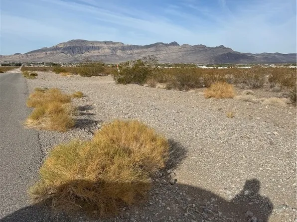 2660 Latigo Dr, Pahrump, NV 89060