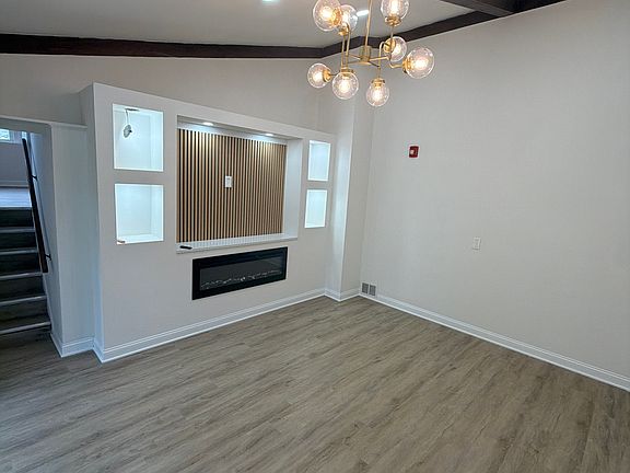 2nd image of 308 E 55th St APT 4