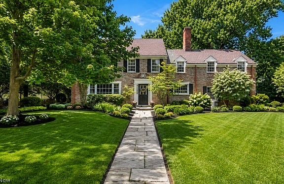 3rd image of 21439 Claythorne Rd