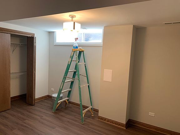 5th image of 4832 W 83rd St #1B