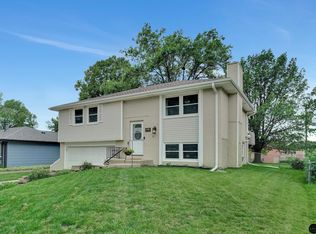 4811 S 47th St, Lincoln, NE 68516