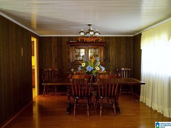 5th image of 120 Goodwin Ave