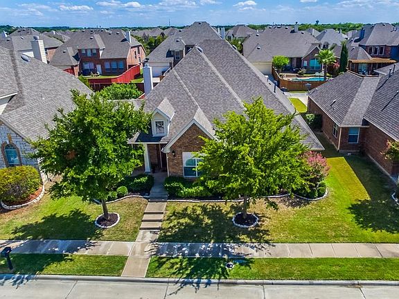 2nd image of 3543 Chesapeake Dr