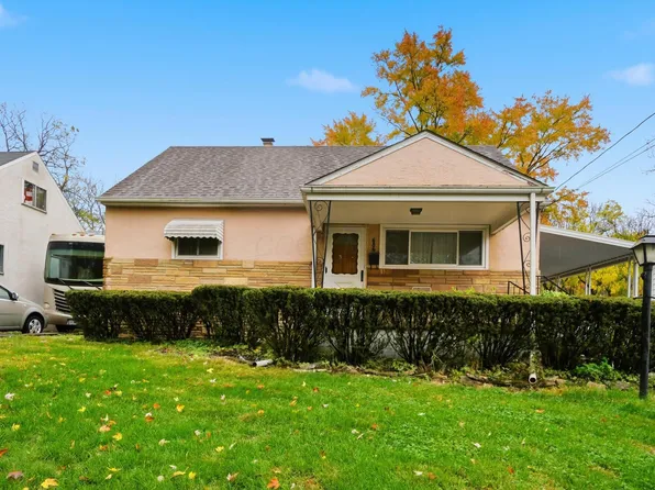 686 Plymouth St, Columbus, OH 43085