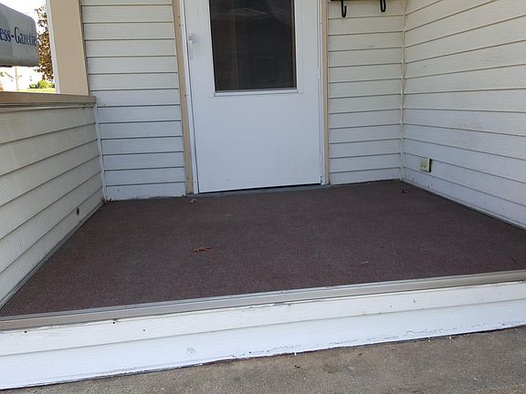 5th image of 2209 16th Ave