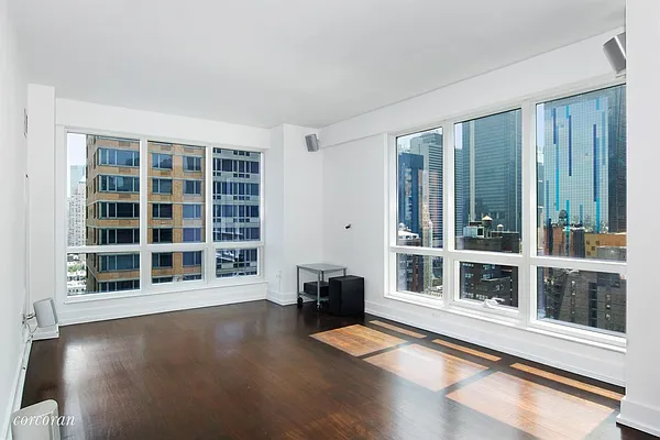 Rented by Corcoran | media 25