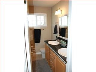 2nd image of 16715 Oak Glen Ave