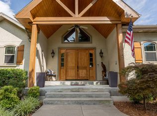 120 Bluff Cv, Blue Eye, MO 65611