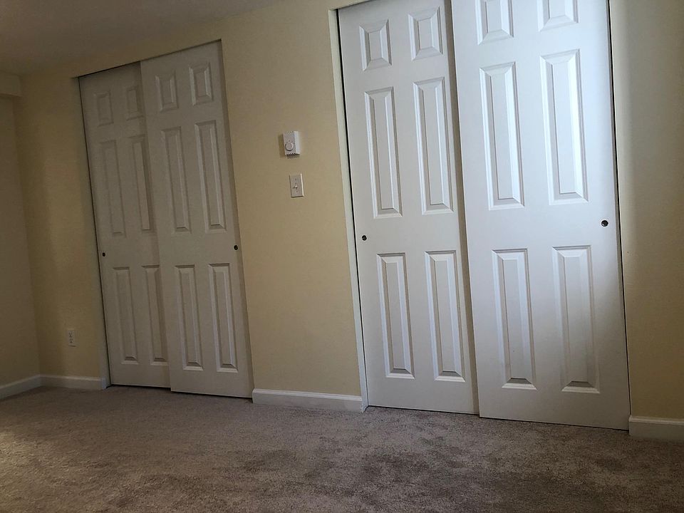 First bedroom has so much closet space