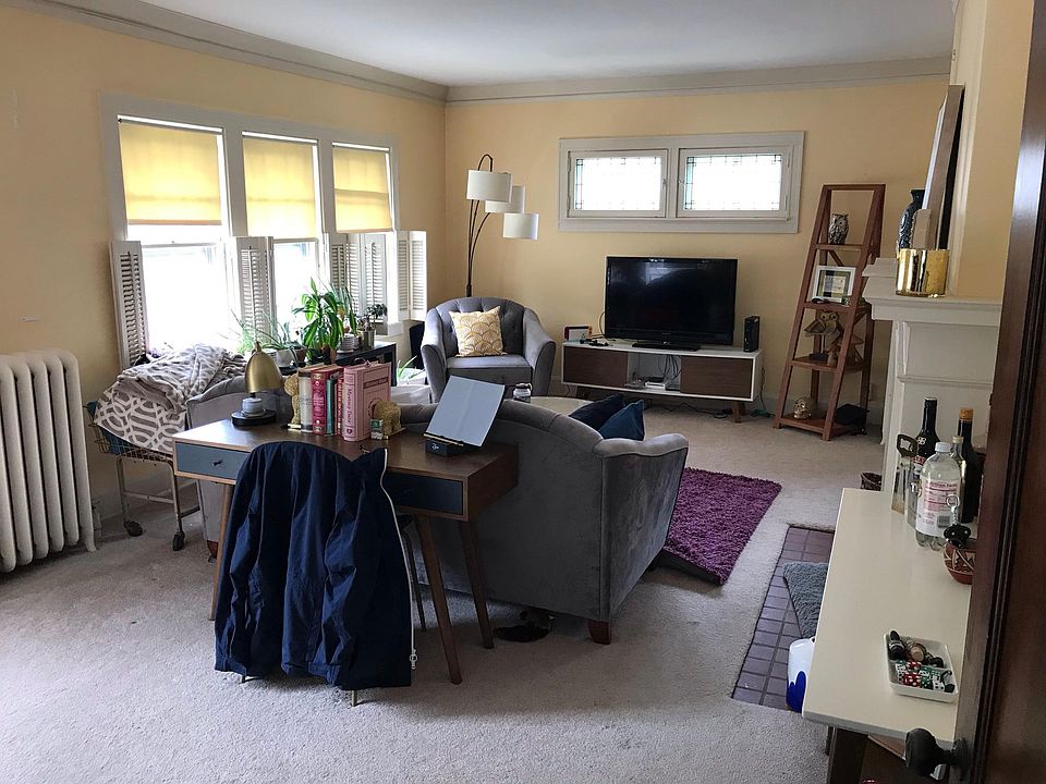 1st image of 3939 N Farwell Ave #2