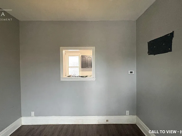 1083 Cannon St E — Photo 6