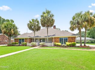 1127 N Monte Blanc Dr, Abbeville, LA 70510