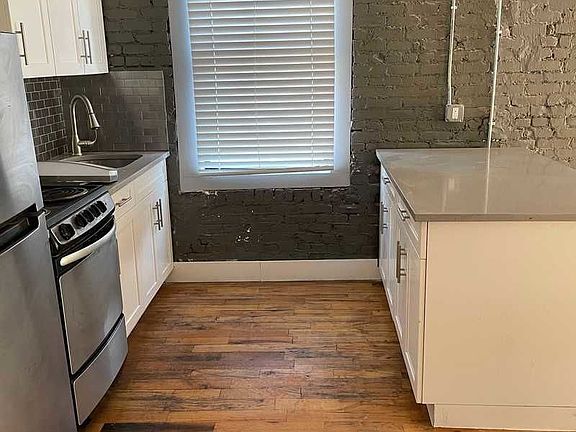 2nd image of 554 W 181st St #554K