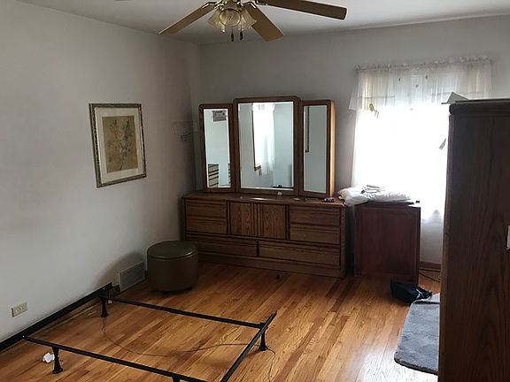 4th image of 10805 S King Dr