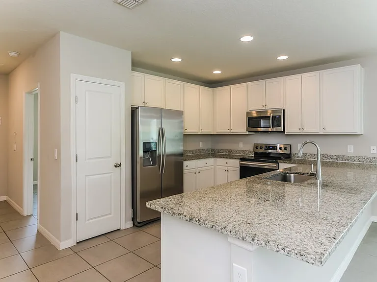 850 San Jose Ct — Photo 9