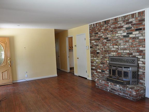 3rd image of 1725 Parkside Ave
