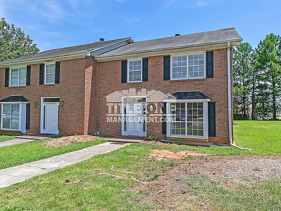 2nd image of 2133 Hickory Bnd SE #B