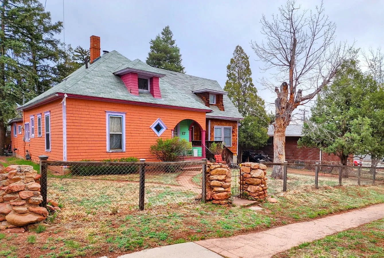 2 bed, 1000 sqft, $2,199 — Photo 2