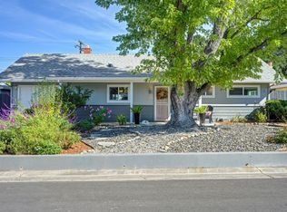 1040 Hampton Rd, Sacramento, CA 95864