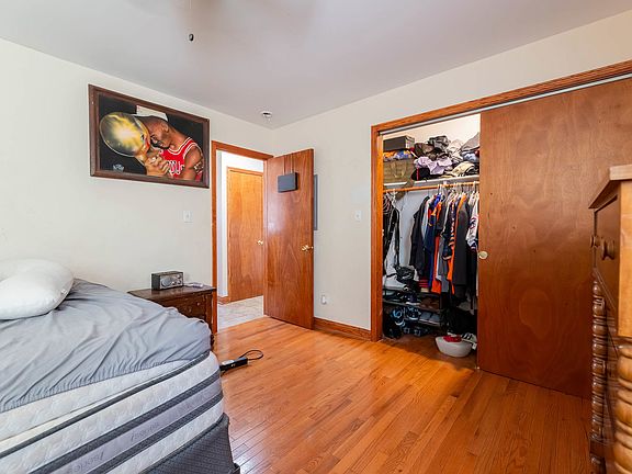 5th image of 4423 Eberly Ave