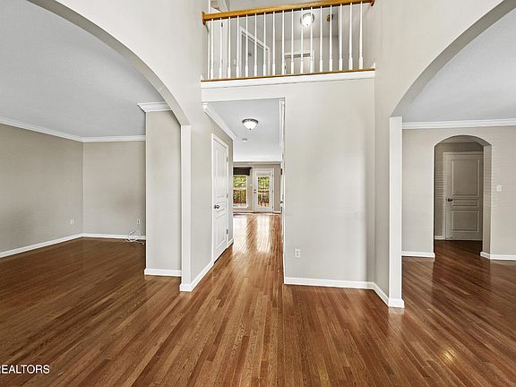 3rd image of 721 Baldwin Station Ln