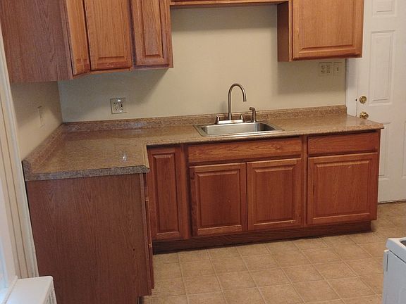 2nd image of 5 Gault Ave #1R
