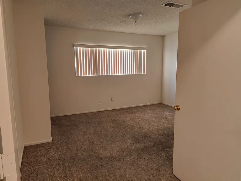 13553 Avenida La Vis — Photo 10