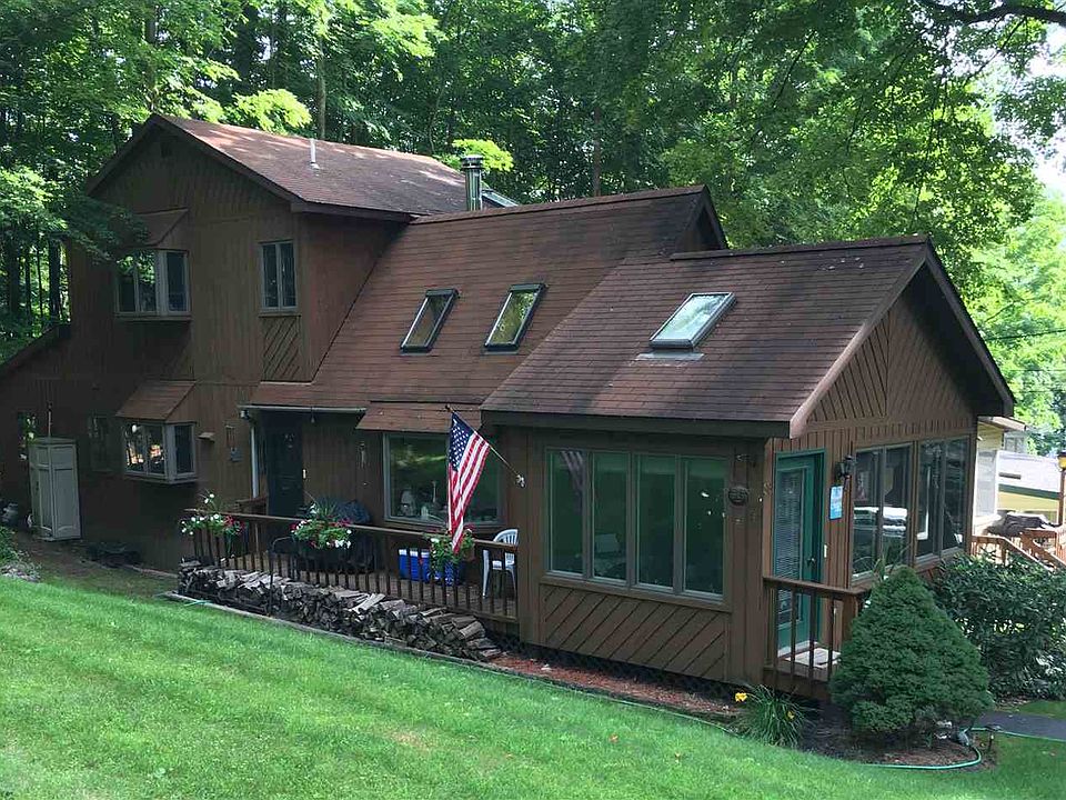 1st image of 38 N Island Dr