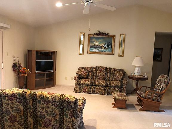 5th image of 613 Mary Lynn Dr