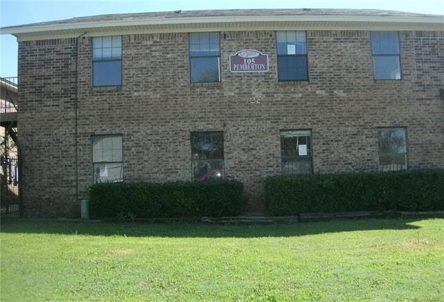 1st image of 105 Pemberton Dr