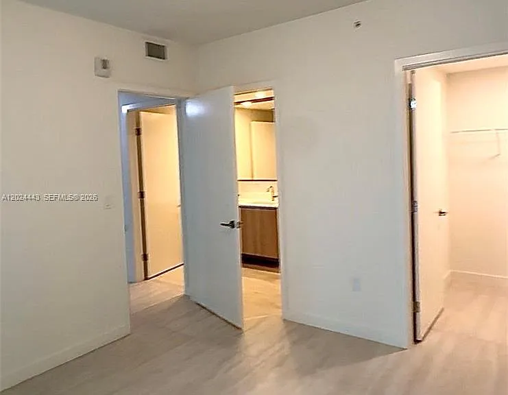 77 SE 5th St #2305 — Photo 8
