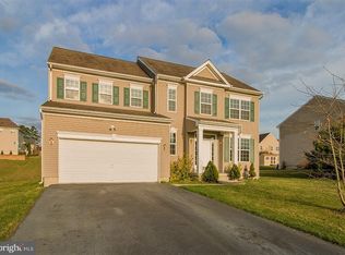 2417 Coronado Dr, Vineland, NJ 08360