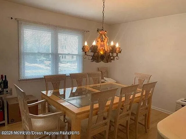 4 bed, 2.5 bath, 1836 sqft, $2,500 — Photo 4