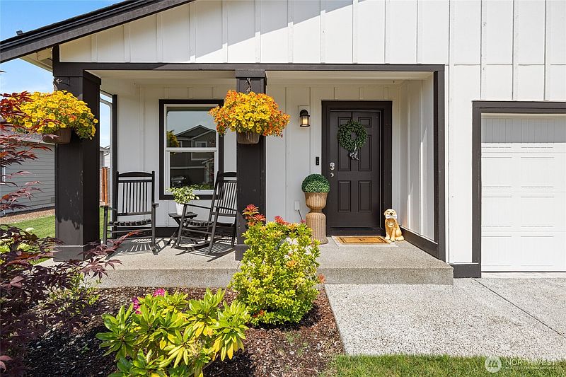 3rd image of 13485 195th Street E