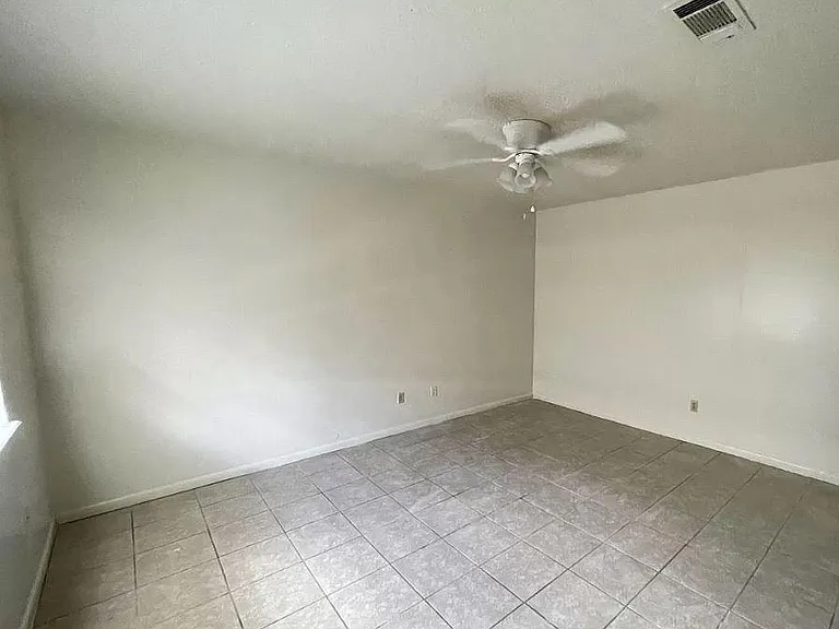 1201 Airline Dr #1201 — Photo 5