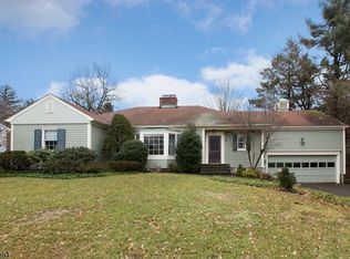 75 Kingwood Dr, Little Falls, NJ 07424