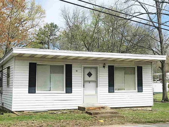 2nd image of 10 Dogwood Dr