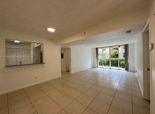 1450 SE 3rd Ave APT 110, Dania, FL 33004