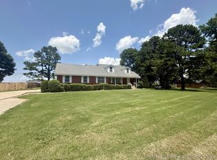 802 W Downing St, Tahlequah, OK 74464