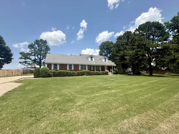 802 W Downing St, Tahlequah, OK 74464