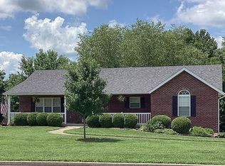 8004 Hunters Ln, Jefferson City, MO 65101