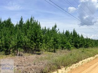 1 Nursery Rd, Jesup, GA 31546