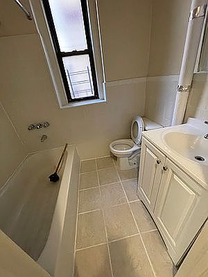 2nd image of 86-22 Dongan Ave #4L