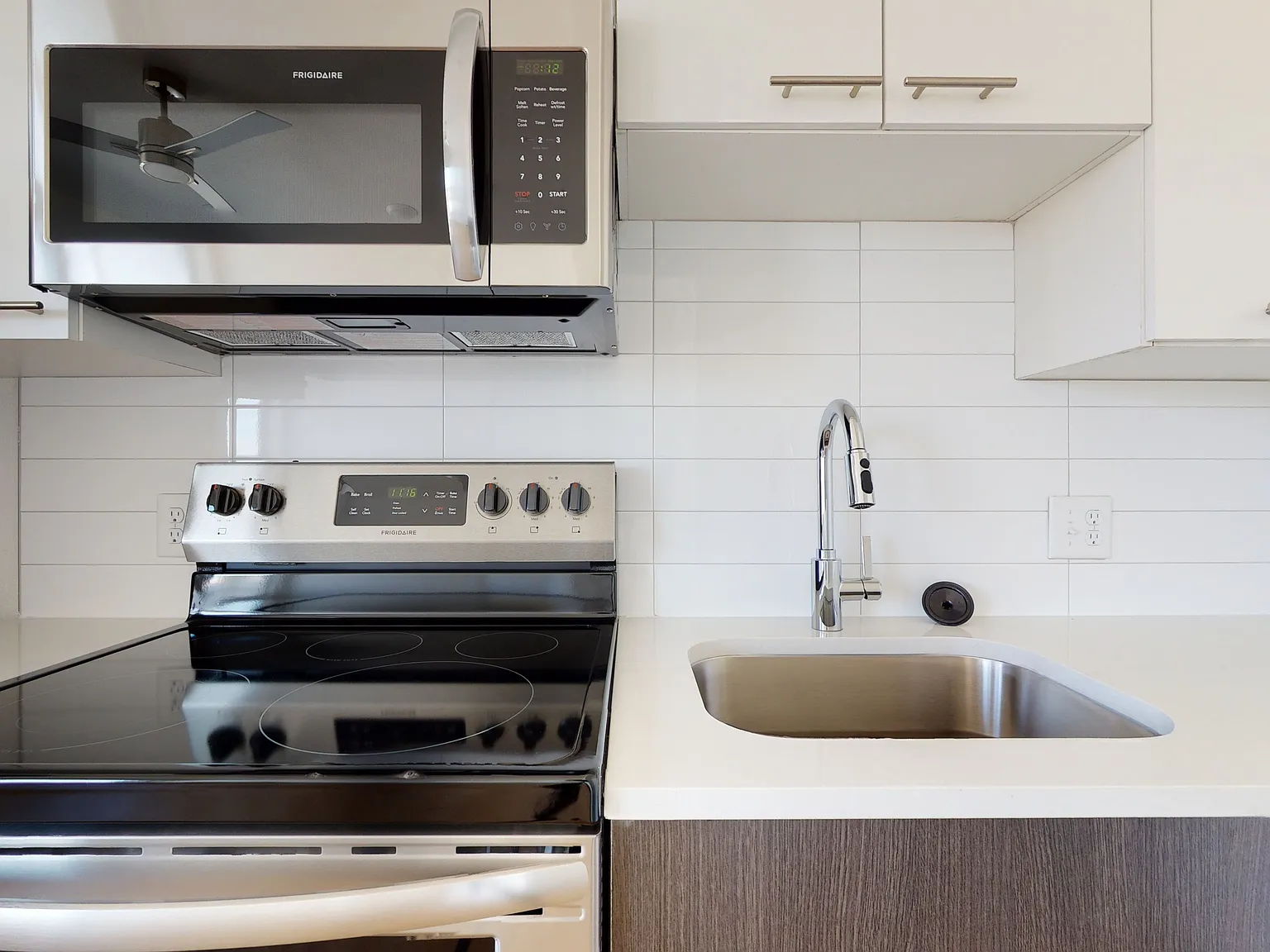 Proto Apartments — Photo 2