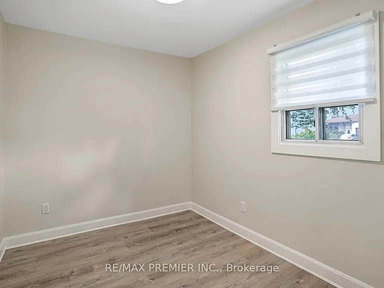 71 Clark Ave — Photo 13